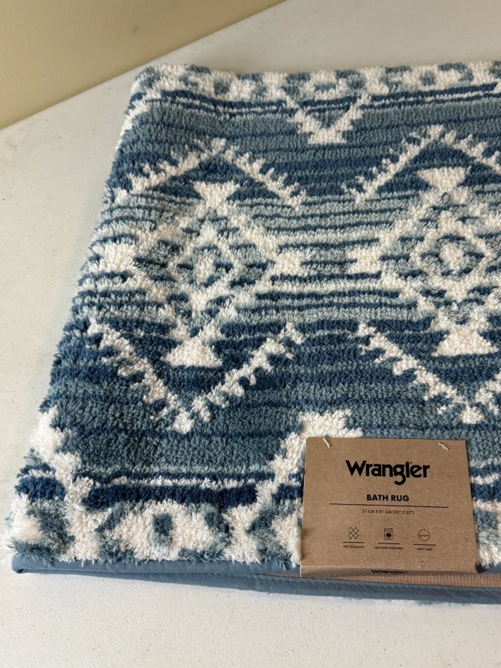Wrangler Bath Rug Southwestern Geometric Blue White 20x32 New NWT
